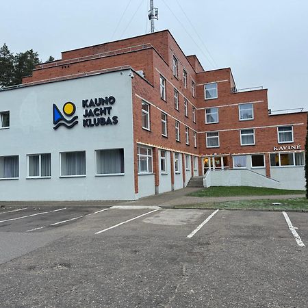 Хостел Kauno Jachtklubas Baltosios Bures Каунас Экстерьер фото